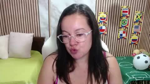 Sonia online show from June 19, 11:30 pm