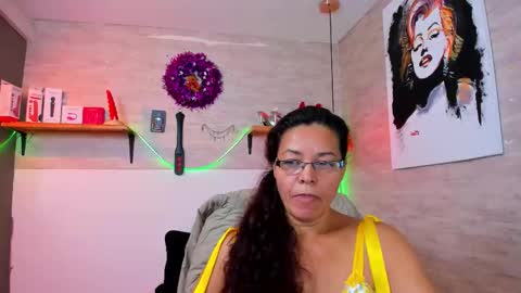 maturepure_ online show from January 12, 9:09 pm