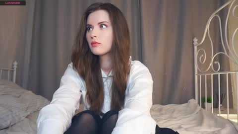 Lily online show from February 3, 4:31 pm