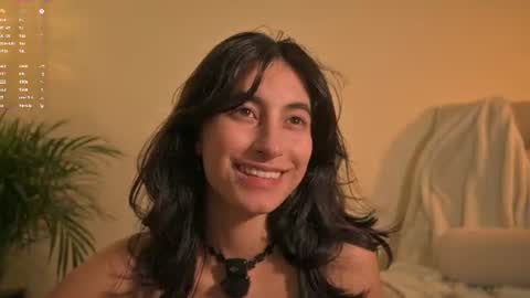 Maria Victoria Schedule 2pm until 9pm GMT-5 online show from July 25, 8:05 pm
