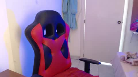 maxinesex_ online show from February 23, 2:16 pm