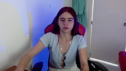 maxinesex_ online show from August 6, 2:46 pm