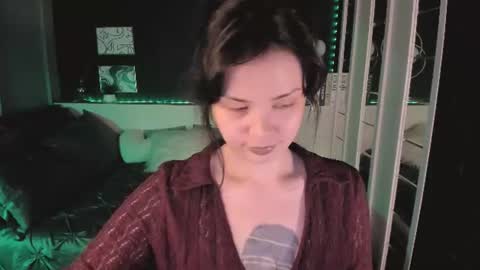 Maya online show from July 8, 2:19 pm