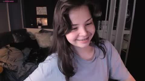 Maya online show from June 28, 1:39 pm