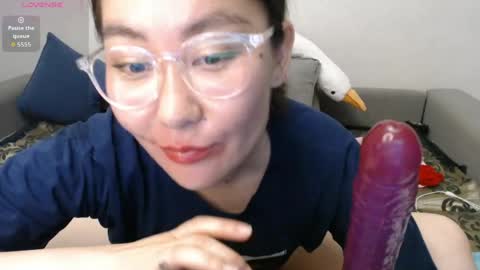 maya_kumashiro online show from May 29, 10:30 pm