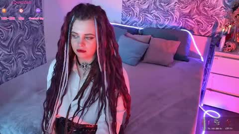 Maya Mils online show from June 7, 7:04 am