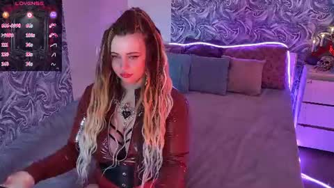 Maya Mils online show from June 24, 1:15 am