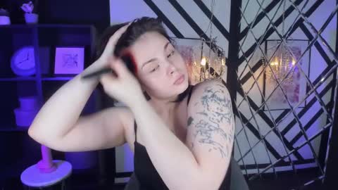 Woman online show from March 2, 1:53 pm