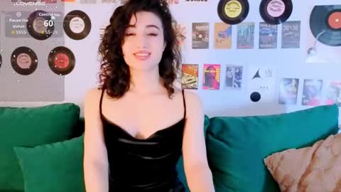 Maya online show from May 1, 9:07 pm