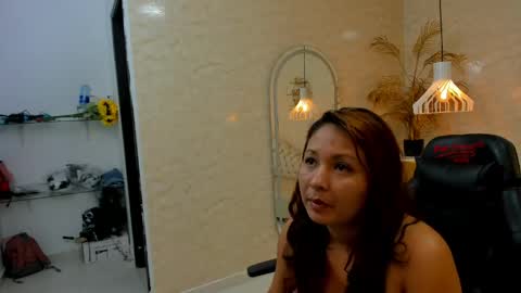 Maya Naughty  online show from April 25, 11:35 am