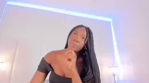 Maya online show from September 10, 1:00 pm