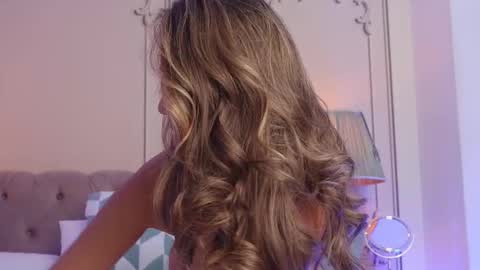 MayaVixxen online show from January 14, 3:11 am