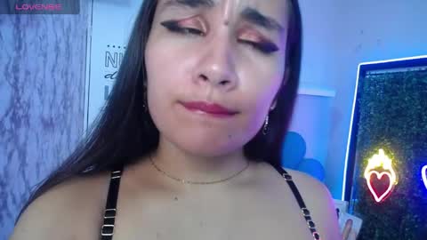 Maylin  online show from May 1, 9:29 pm