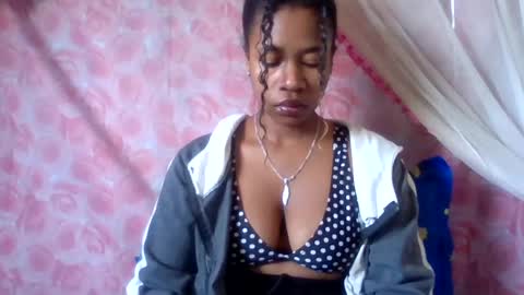 mayrah online show from July 29, 6:46 am