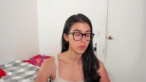 mazikeen_18 online show from July 28, 3:21 pm