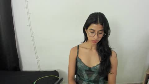 mazikeen_18 online show from October 24, 12:56 pm