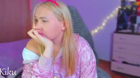 Kiku online show from October 12, 11:40 pm