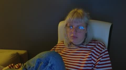 Roze online show from May 16, 12:46 am