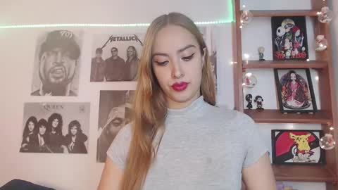 Emily online show from December 31, 11:39 pm