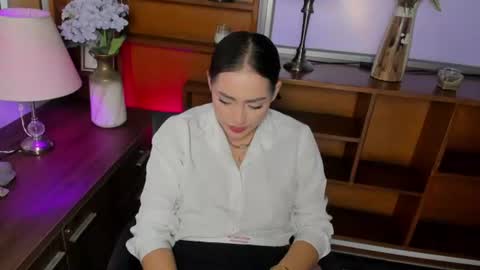 megaan_rouse online show from July 3, 1:39 pm