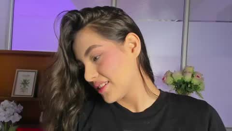 megaan_rouse online show from July 8, 12:51 pm