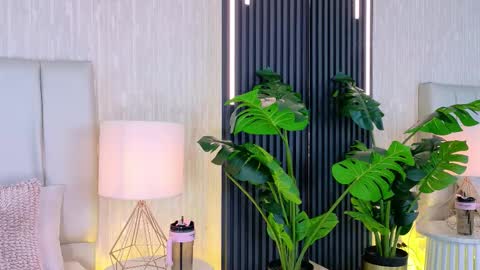 Carolina Paez online show from March 13, 1:34 pm