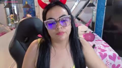 glenda online show from July 22, 9:05 pm