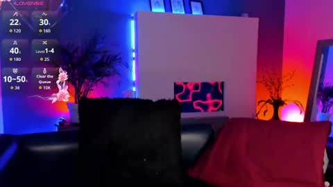    online show from July 18, 3:43 am