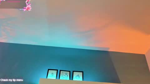    online show from October 22, 3:11 am