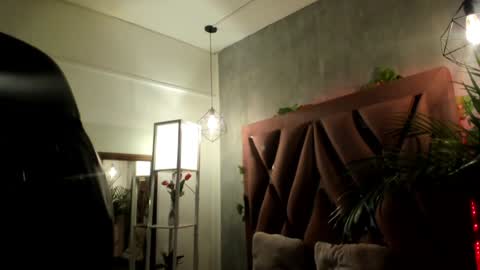    online show from January 22, 2:48 am