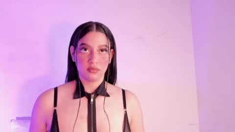 megan_jenner1 online show from May 16, 6:27 am