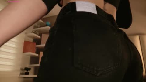     online show from September 22, 12:14 pm