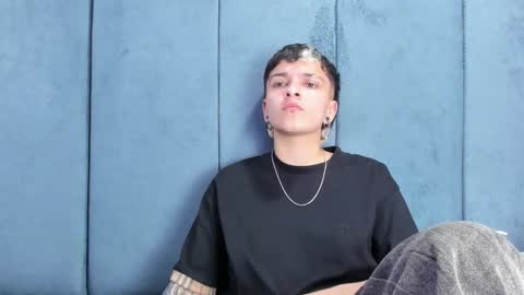 megan_thompsonn_ online show from June 11, 2:53 am