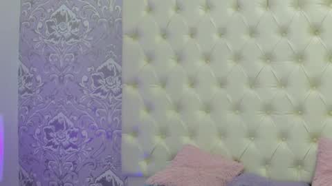 megan_tower online show from March 18, 7:08 pm