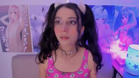Snapshot of megan_yagami chatting on January 23, 3:05 am Megan online show from January 23, 3:05 am