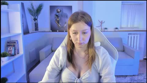 Meganboyr online show from April 8, 9:11 am