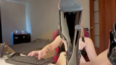meganluss online show from July 30, 5:52 am