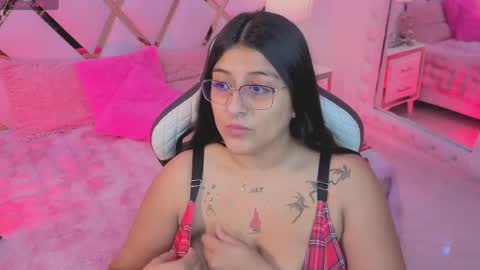 Megan  online show from April 26, 3:04 am