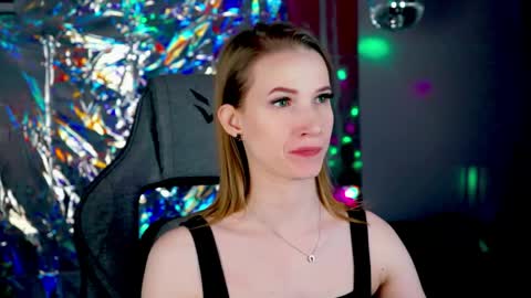 megan online show from May 3, 5:16 pm