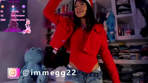 Snapshot of meganthompsonn chatting on December 10, 5:39 am Megan online show from December 10, 5:39 am