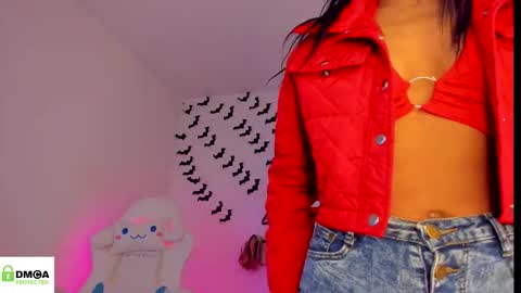 Snapshot of meganthompsonn chatting on October 15, 5:15 pm Megan online show from October 15, 5:15 pm
