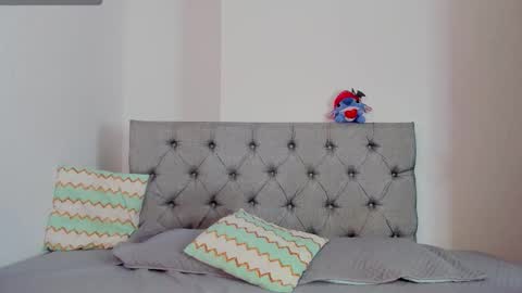 megansammy online show from December 22, 7:28 pm