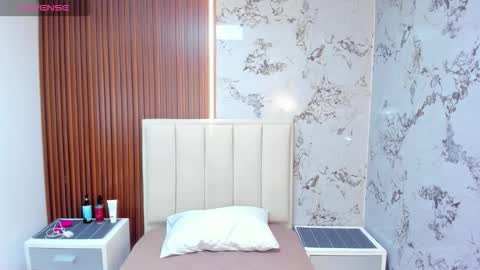 M E G A N  online show from March 19, 3:22 am