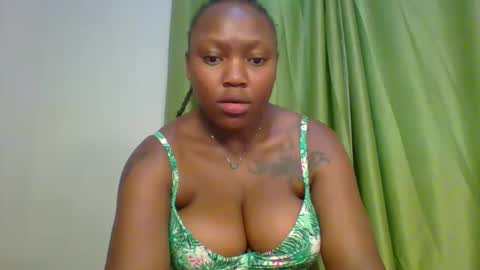 Snapshot of meghan_spice chatting on September 14, 2:48 pm meghan_spice online show from September 14, 2:48 pm