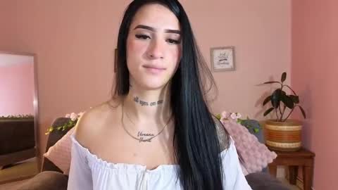 Snapshot of mei_naughtycat chatting on October 11, 11:36 am Mei online show from October 11, 11:36 am