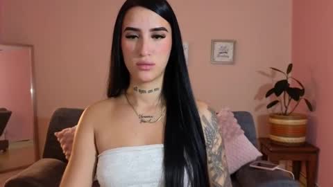 Snapshot of mei_naughtycat chatting on September 25, 1:10 pm Mei online show from September 25, 1:10 pm