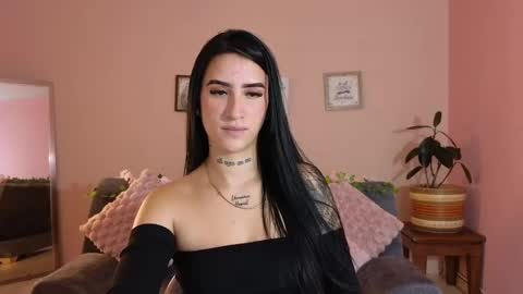Snapshot of mei_naughtycat chatting on October 12, 11:56 am Mei online show from October 12, 11:56 am