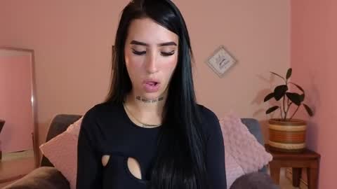 Snapshot of mei_naughtycat chatting on September 11, 1:00 pm Mei online show from September 11, 1:00 pm