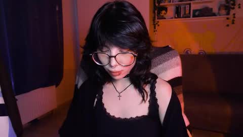 mori3 online show from October 2, 1:16 pm