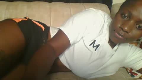 pretty online show from March 6, 6:52 am